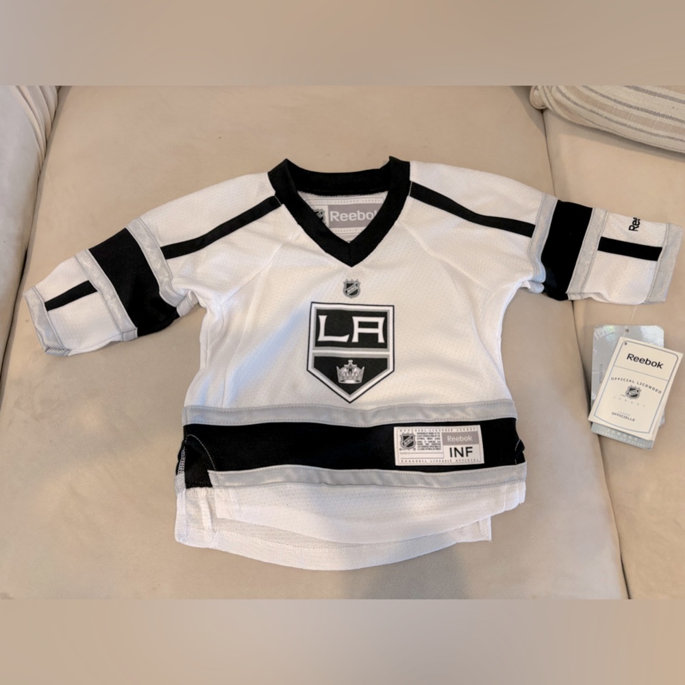 NWT Los Angeles Kings NHL Jersey (Toddler 12- 24 months)